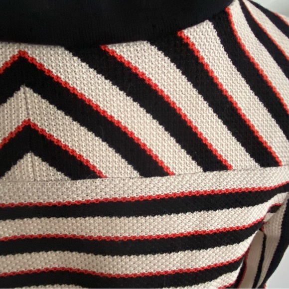 VERONICA BEARD Black Red White Striped Sweater Sz 4 - Picture 5 of 6
